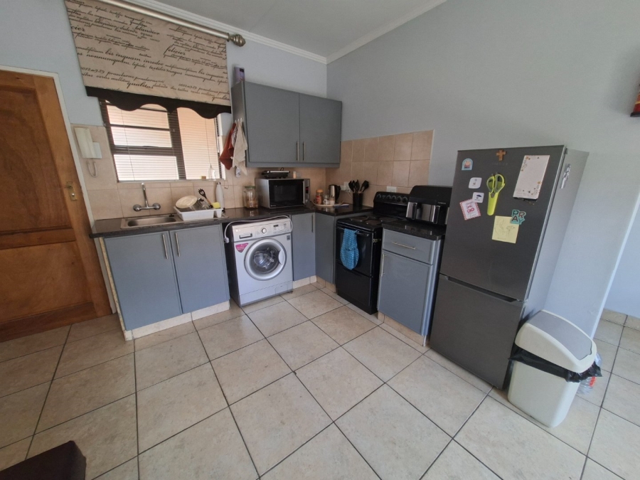 2 Bedroom Property for Sale in Bult South North West